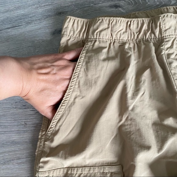 Columbia Omni-Shade Pull over Boy Pants in Cream - Picture 4 of 8